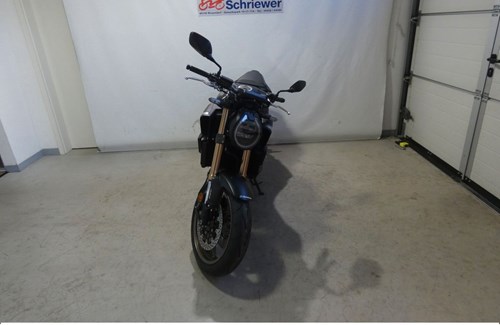 Neumotorrad Honda CB650R E-Clutch