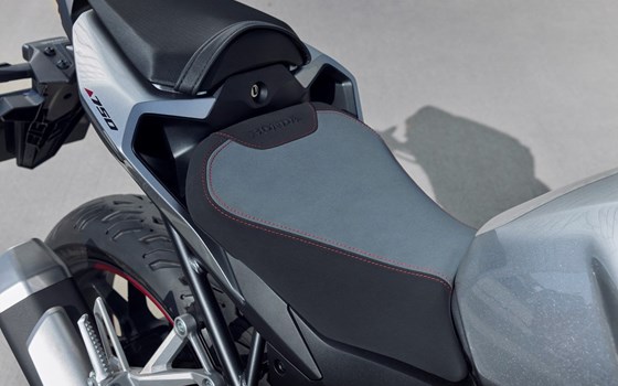 Neufahrzeug Honda CB750 Hornet - Bild 11