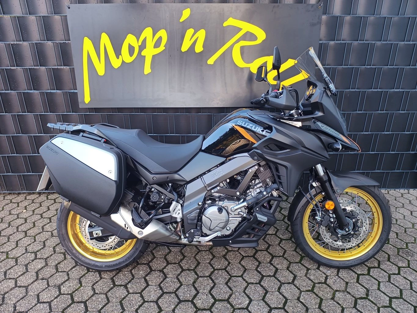 Suzuki V-Strom 650 XT Touring