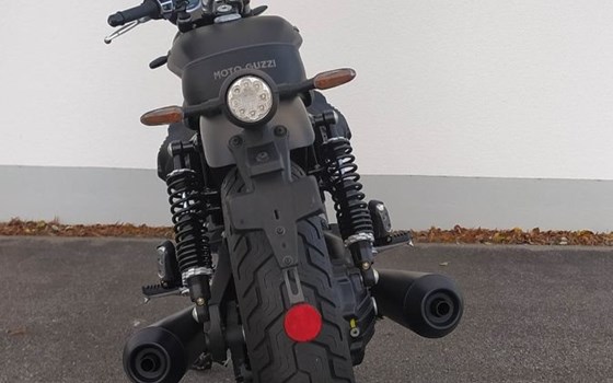 Gebrauchtmotorrad Moto Guzzi V9 Bobber - Bild 7