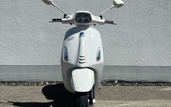 Gebrauchtmotorrad Vespa Sprint 125 S - Bild 2