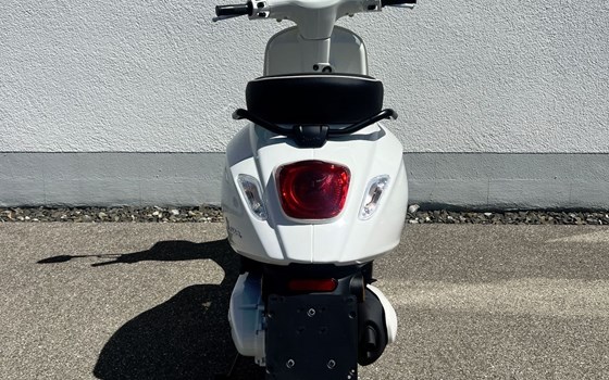 Gebrauchtmotorrad Vespa Sprint 125 S - Bild 4