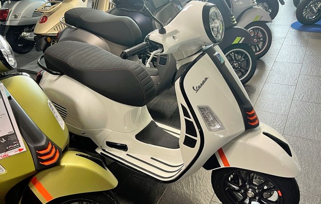 Vespa GTS 125 i.e. Super Sport