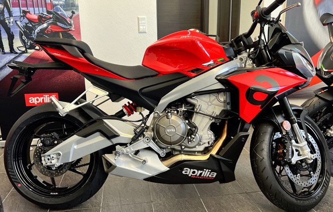 Aprilia Tuono 660