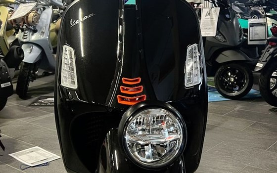 Neufahrzeug Vespa GTV 300 - Bild 1