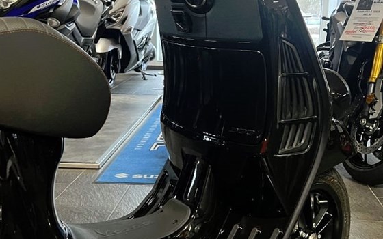 Neufahrzeug Vespa GTV 300 - Bild 13