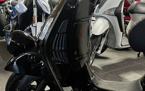 Neufahrzeug Vespa GTV 300 - Bild 2