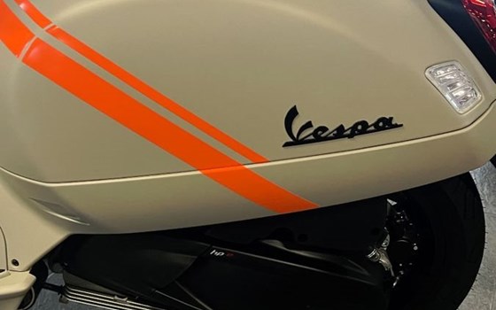 Neufahrzeug Vespa GTV 300 - Bild 6