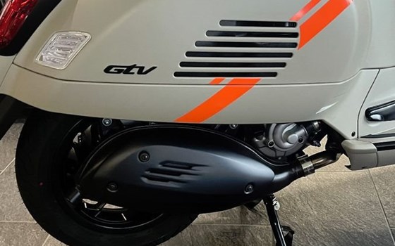 Neufahrzeug Vespa GTV 300 - Bild 8