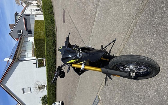 Gebrauchtmotorrad Online Bestia 125 ABS - Bild 2