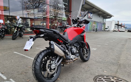 Neufahrzeug Ducati Multistrada V2 S - Bild 4 Neufahrzeug Ducati Multistrada V2 S - Bild 4