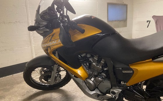 Gebrauchtmotorrad Honda XL 700V Transalp - Bild 2 Gebrauchtmotorrad Honda XL 700V Transalp - Bild 2