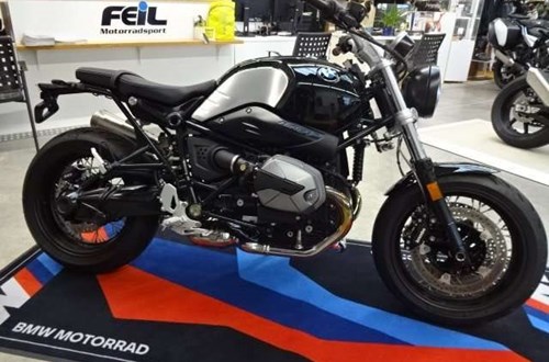 BMW R nineT