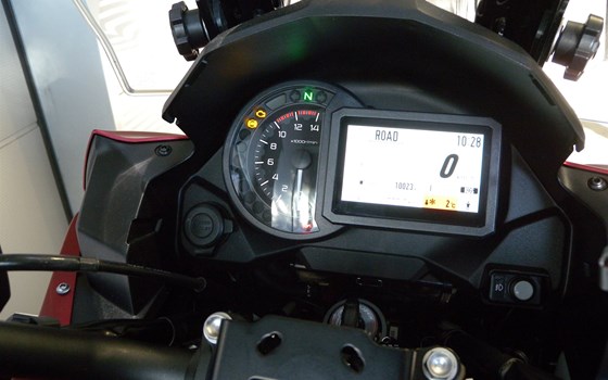 Gebrauchtmotorrad Kawasaki Versys 1000 SE - Bild 7 Gebrauchtmotorrad Kawasaki Versys 1000 SE - Bild 7