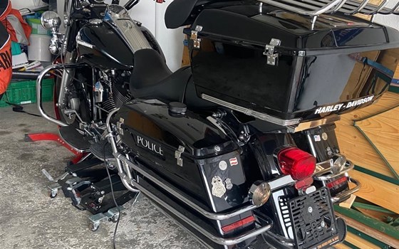 Gebrauchtmotorrad Harley-Davidson Road King Police FLHP - Bild 17 Gebrauchtmotorrad Harley-Davidson Road King Police FLHP - Bild 17