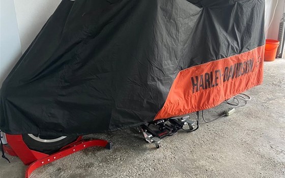 Gebrauchtmotorrad Harley-Davidson Road King Police FLHP - Bild 19 Gebrauchtmotorrad Harley-Davidson Road King Police FLHP - Bild 19