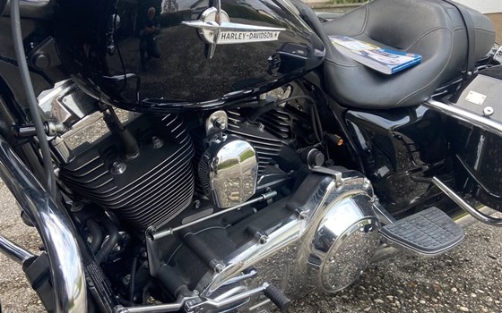 Gebrauchtmotorrad Harley-Davidson Road King Police FLHP - Bild 4 Gebrauchtmotorrad Harley-Davidson Road King Police FLHP - Bild 4