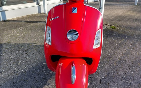 Gebrauchtmotorrad Vespa GTS 250 i.e. - Bild 4