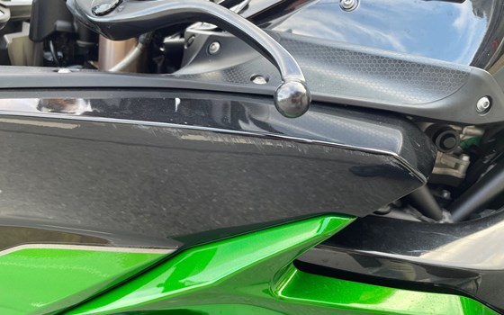 Motorrad Occasion Kawasaki Ninja H2 SX SE - Bild 9