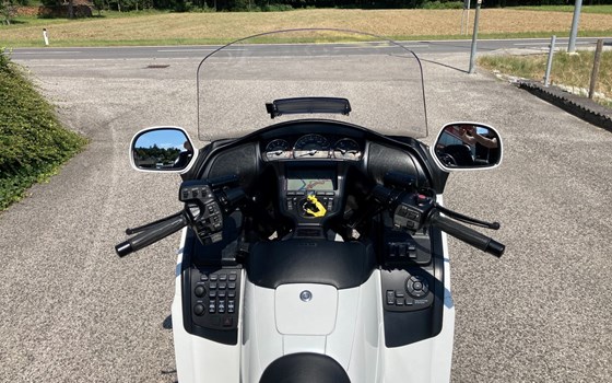 Gebrauchtmotorrad Honda GL 1800 Goldwing - Bild 10 Gebrauchtmotorrad Honda GL 1800 Goldwing - Bild 10