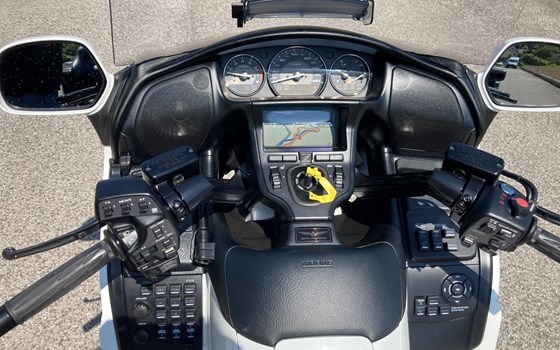 Gebrauchtmotorrad Honda GL 1800 Goldwing - Bild 6