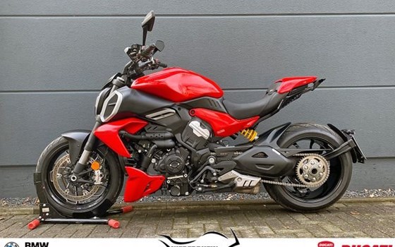 Gebrauchtmotorrad Ducati Diavel V4 - Bild 2
