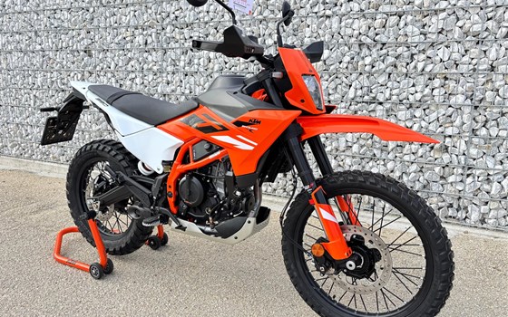 Neufahrzeug KTM 390 Enduro R - Bild 1 Neufahrzeug KTM 390 Enduro R - Bild 1