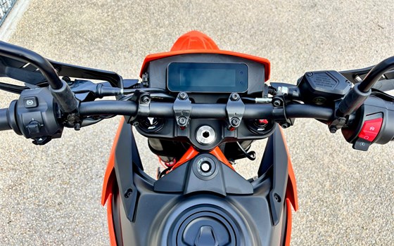 Neufahrzeug KTM 390 Enduro R - Bild 3 Neufahrzeug KTM 390 Enduro R - Bild 3