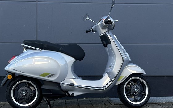 Neufahrzeug Vespa Elettrica 70 km/h - Bild 1