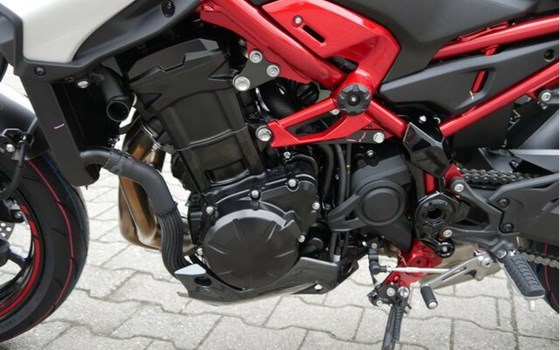 Neufahrzeug Kawasaki Z900 70kW - Bild 12