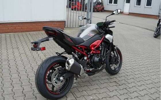 Neufahrzeug Kawasaki Z900 70kW - Bild 8