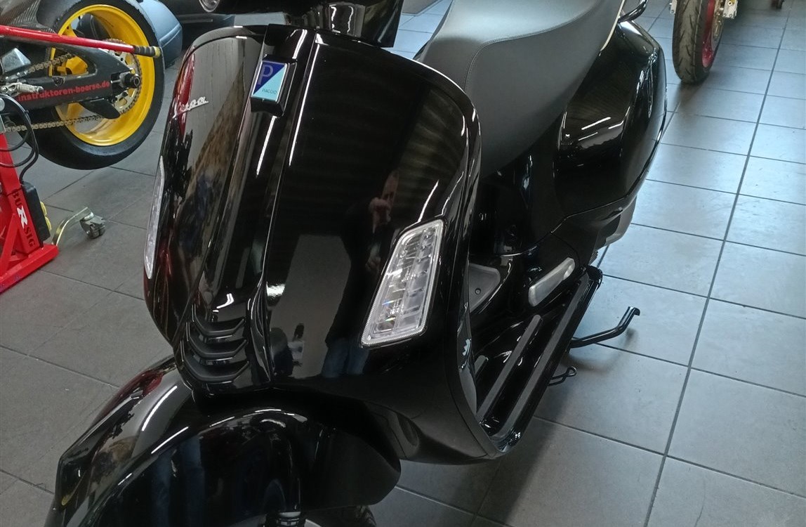 Angebot Vespa GTS 300 Super