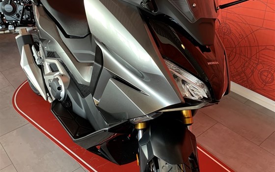 Neufahrzeug Honda Forza 750 - Bild 2 Neufahrzeug Honda Forza 750 - Bild 2