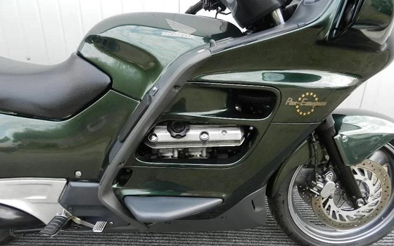 Gebrauchtmotorrad Honda ST 1100 Pan-European - Bild 3 Gebrauchtmotorrad Honda ST 1100 Pan-European - Bild 3