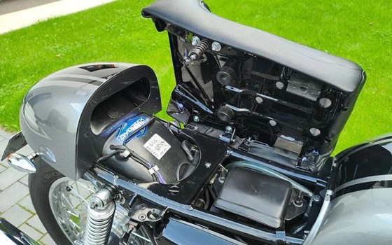 Gebrauchtmotorrad Honda CB 550 - Bild 2