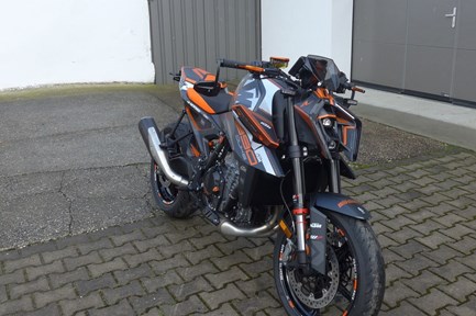 KTM 990 Duke