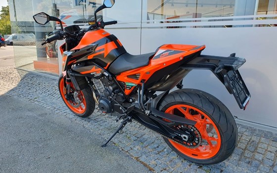 Neufahrzeug KTM 890 Duke GP - Bild 6