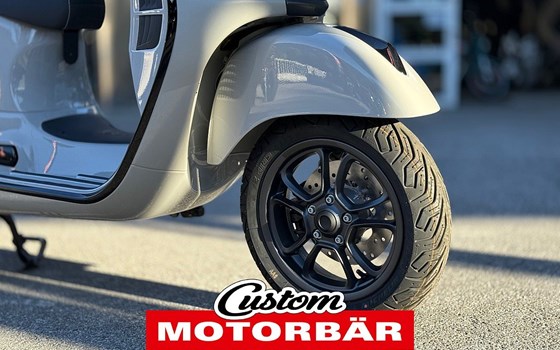 Neufahrzeug Vespa GTS 310 SuperSport - Bild 7