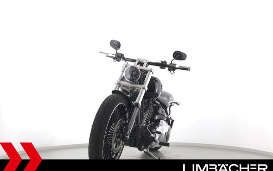 Gebrauchtmotorrad Harley-Davidson Softail Breakout FXSB - Bild 3