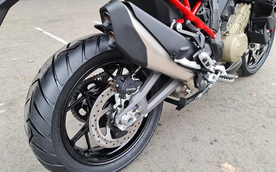 Neufahrzeug Ducati Multistrada V4 S - Bild 6 Neufahrzeug Ducati Multistrada V4 S - Bild 6