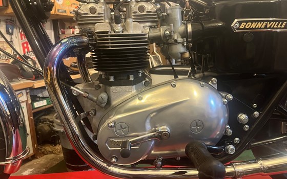 Gebrauchtmotorrad Triumph Bonneville T140V - Bild 2 Gebrauchtmotorrad Triumph Bonneville T140V - Bild 2