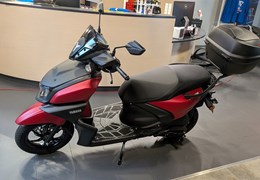 Neumotorrad Yamaha RayZR