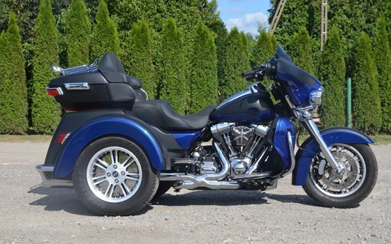 Gebrauchtmotorrad Harley-Davidson Tri Glide Ultra Classic FLHTCUTG - Bild 1 Gebrauchtmotorrad Harley-Davidson Tri Glide Ultra Classic FLHTCUTG - Bild 1