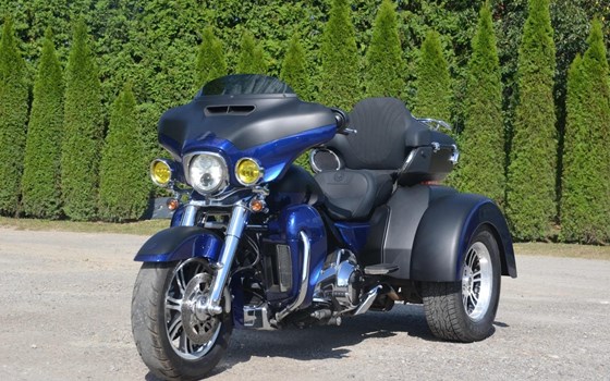 Gebrauchtmotorrad Harley-Davidson Tri Glide Ultra Classic FLHTCUTG - Bild 2 Gebrauchtmotorrad Harley-Davidson Tri Glide Ultra Classic FLHTCUTG - Bild 2