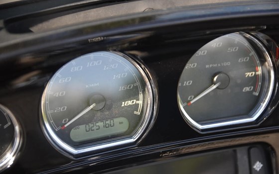 Gebrauchtmotorrad Harley-Davidson Tri Glide Ultra Classic FLHTCUTG - Bild 3 Gebrauchtmotorrad Harley-Davidson Tri Glide Ultra Classic FLHTCUTG - Bild 3