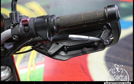 Gebrauchtmotorrad Ducati Hypermotard 939 - Bild 18