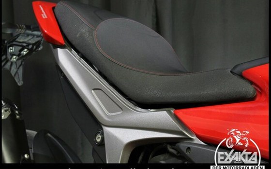 Gebrauchtmotorrad Ducati Hypermotard 939 - Bild 27