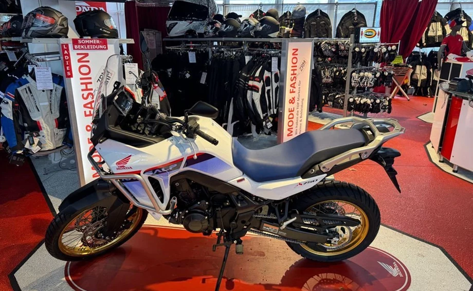 Offer Honda XL750 Transalp Bild 7: Offer Honda XL750 Transalp