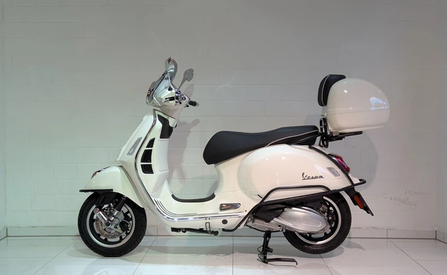 Angebot Vespa GTS 300 Super Bild 3: Angebot Vespa GTS 300 Super
