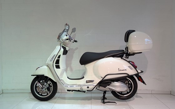 Neufahrzeug Vespa GTS 300 Super - Bild 3